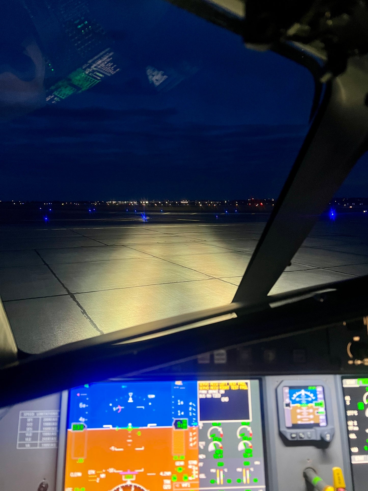 Falcon 50, 900, 2000, 7X, 8X Parmetheus™ G3 LED Landing & Taxi Light Kits