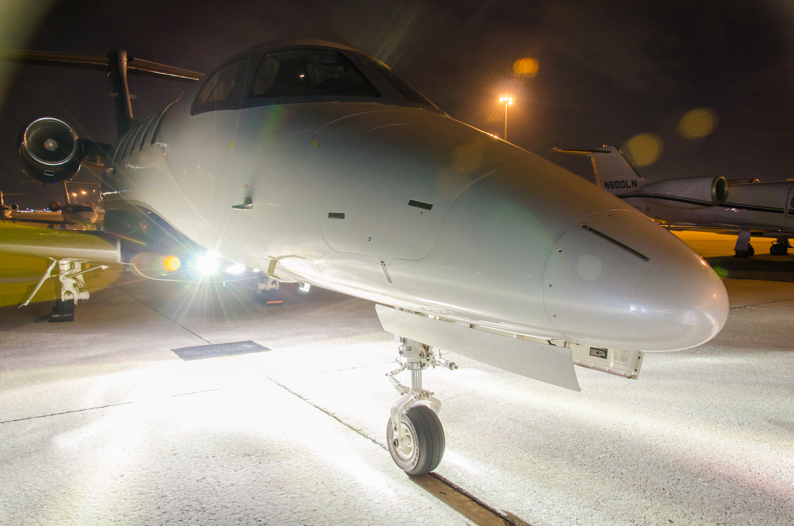 Phenom 300 Quick Installation Kit At Night