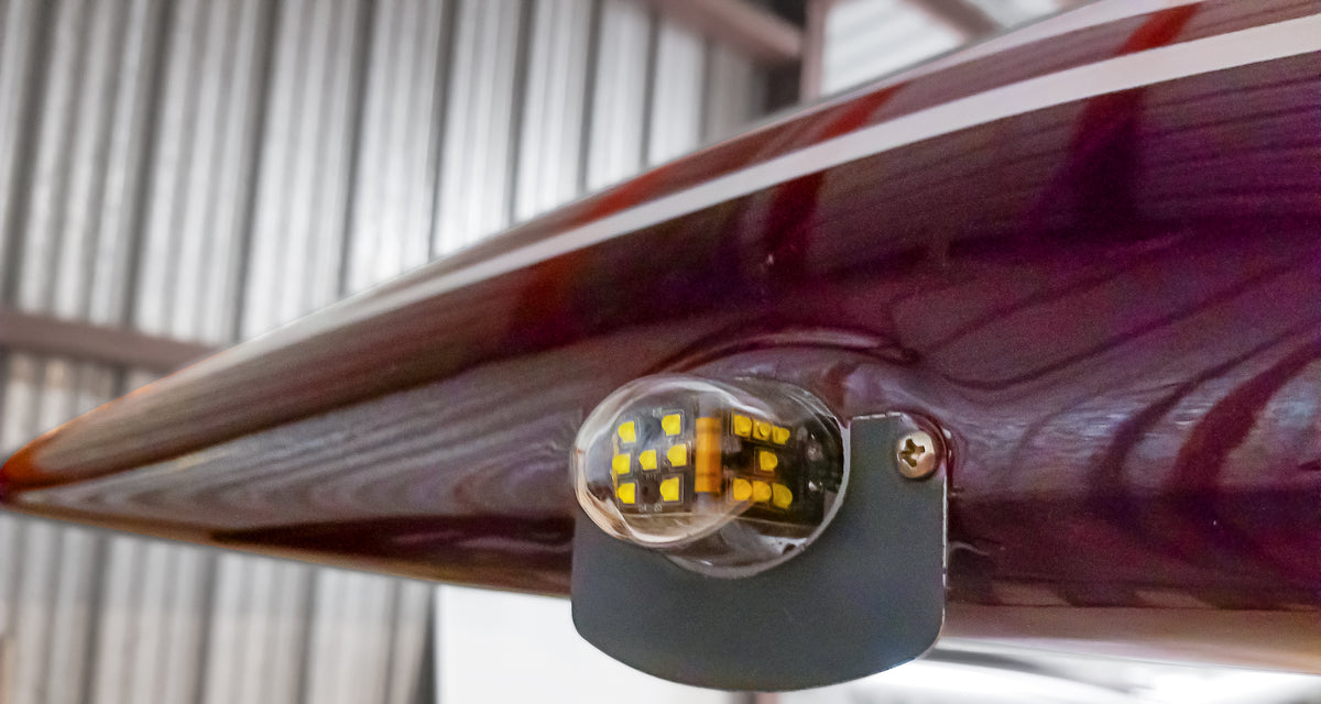 71987 & 71985 LED Anti-Collision Light | Whelen Aerospace Technologies