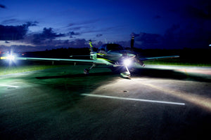 Slide in Tri-Tip Wingtip Landing Lights for Cirrus Aircraft at Night