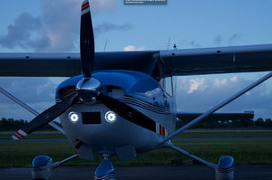 Parmetheus PRO PAR-36 LED Landing Light at Night
