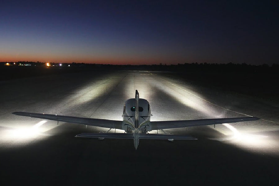 HID Landing Lights for Cirrus Aircraft on Runway